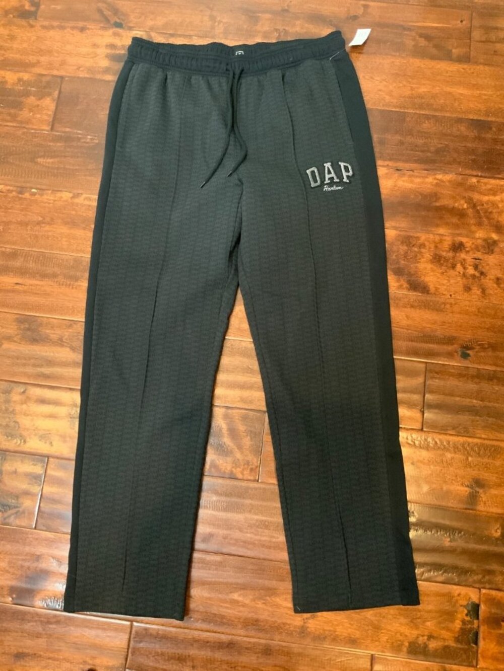 Gap X DAP Dapper Dan Black Logo Sweatpants NWT, Size L